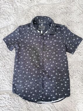 Short sleeve button-up shirt from Denim & Flower, Boys size 9-10